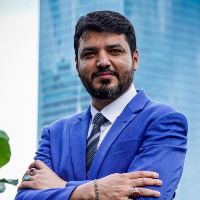 Dr. Behrang Parhizkar